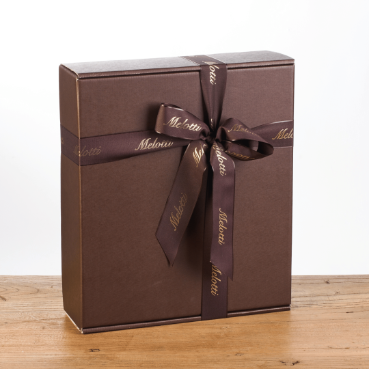 An exclusive selection of 5 Melotti Family Premium Rices, presented in an elegant gift box.