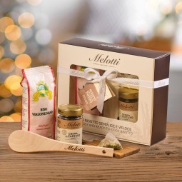 Gift box containing everything you need to prepare a deliciously creamy truffle risotto, following the Riso Melotti recipe.