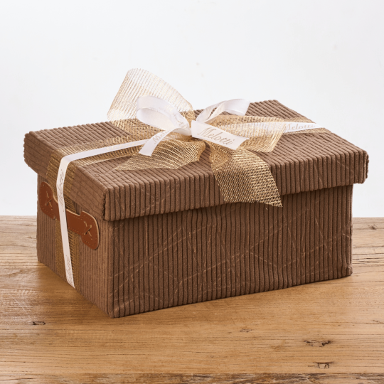 Scatola stoffa contenente riso Vialone Nano Melotti, Riso Carnaroli, snack dolce e salato. Idea regalo Natale